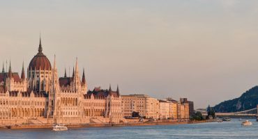 Voyage à Budapest : Histoire, thermes et recoins inoubliables